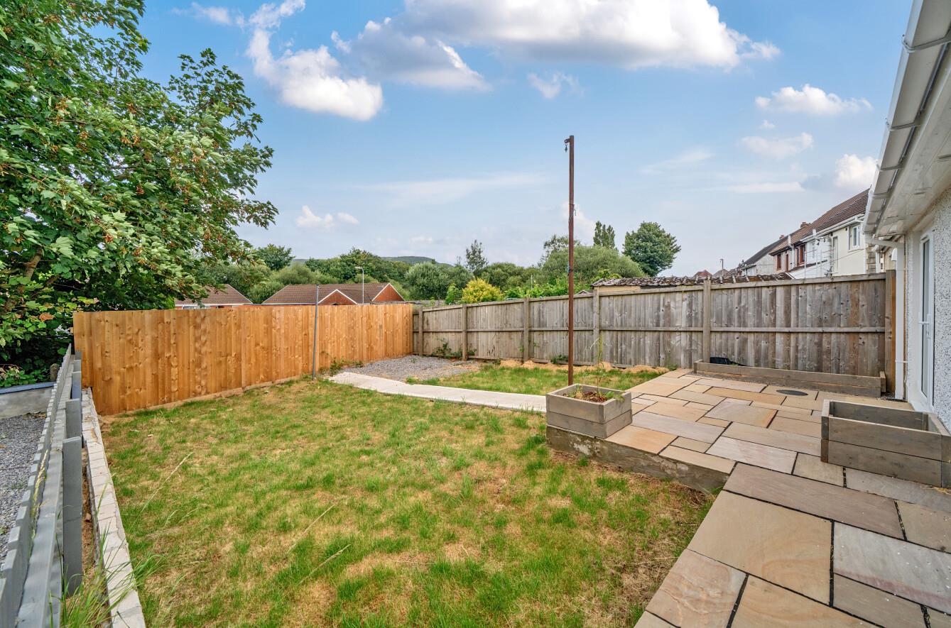 Parc Wern, Skewen, SA10 6AX